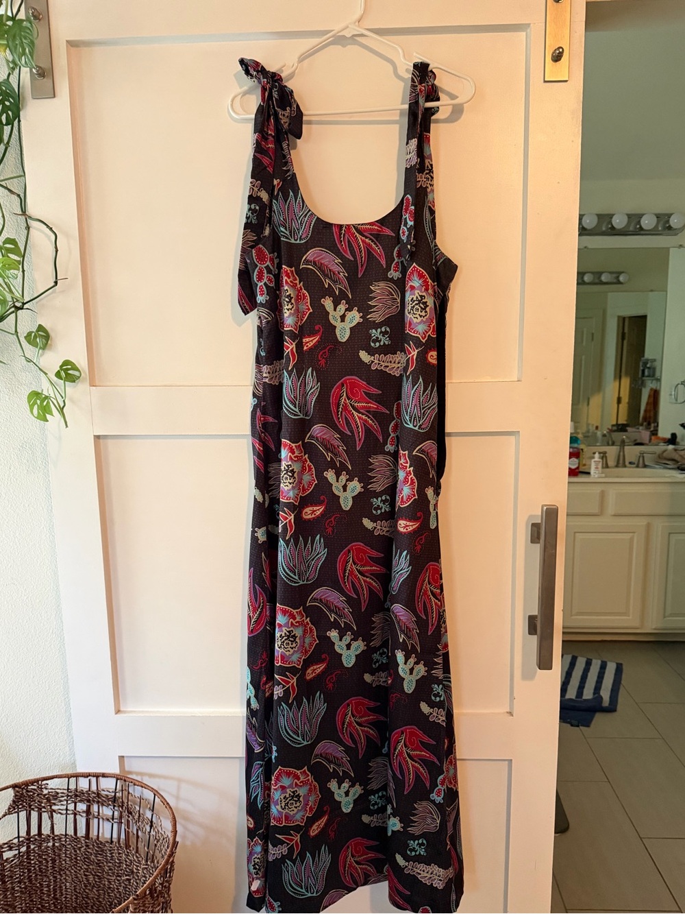 Sendero Provisions Camellia Tie Dress L - Picture 3 of 7